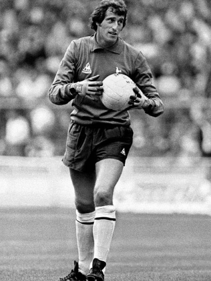 Happy Birthday Ray Clemence     