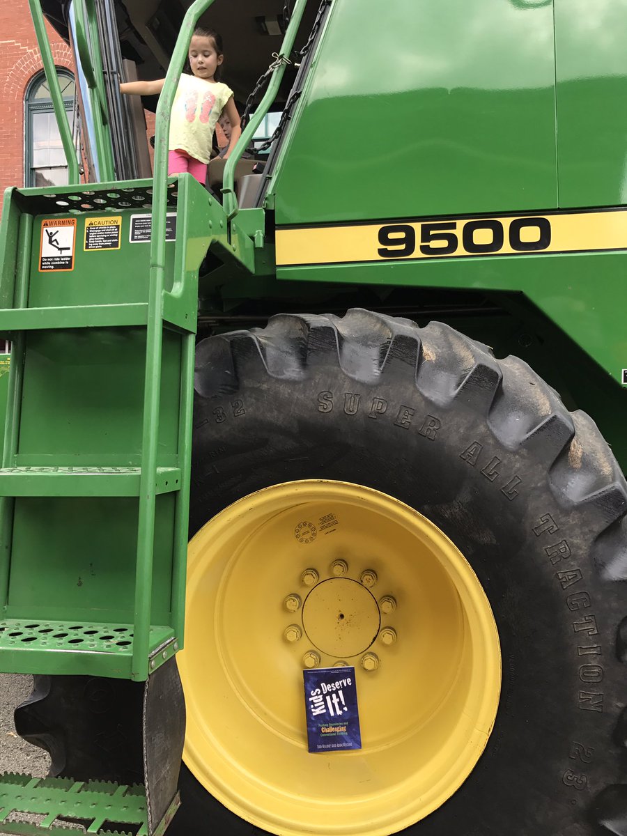 Aewallace8's tweet photo. #ReadingIn a COMBINE! Hit me back with something better @jenifer_rayne 👊🏼  #GameOn #DBCBookFaceClub https://t.co/yUYe52WgbD