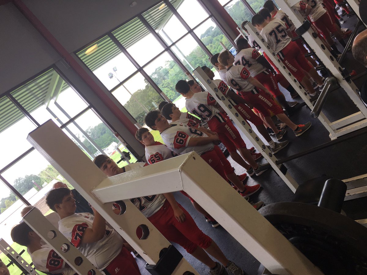 _SMHSFootball's tweet photo. Picture Day is always a blast! 
Lookin good Warriors!! #CallOfTheWarrior https://t.co/78pETCZ83v