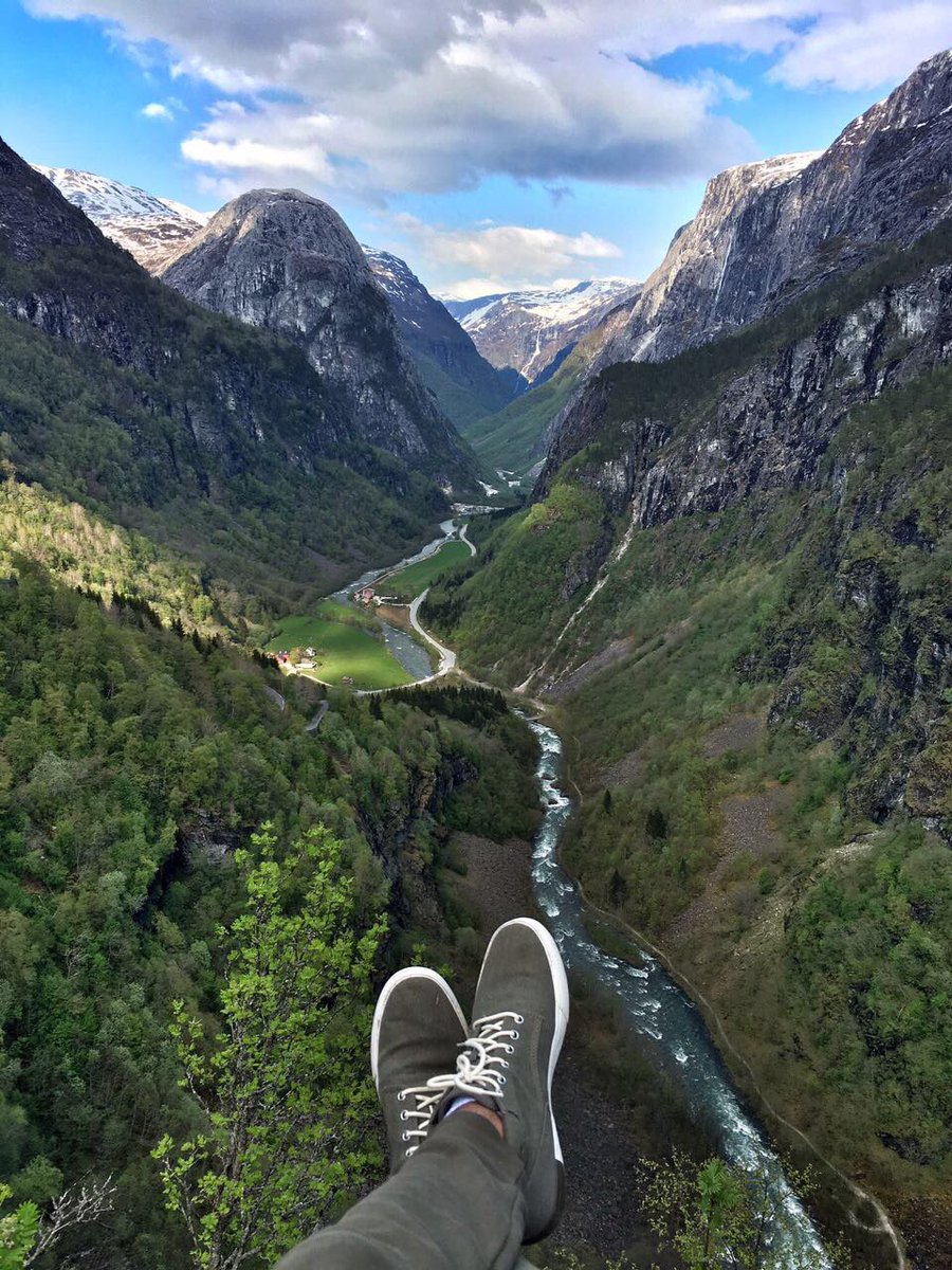AdventuresRoad's tweet photo. الطبيعة صفحة ممتدة لانهاية لها
من سحر الألوان ،
"جرعة تأمُّل" . . 🕊🍃🗻
#النرويج 🇳🇴
بعدسة @Bin_Haroon 📸 https://t.co/DOJeW2S6Kq