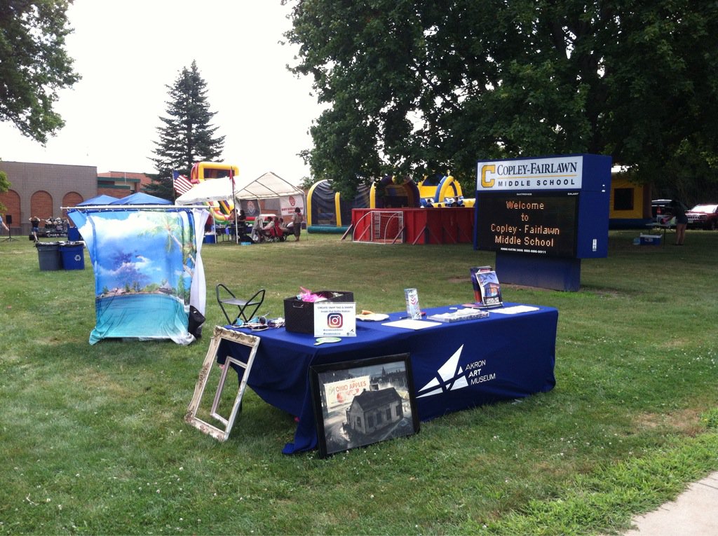 CreativeCable's tweet photo. Copley Heritage Day till 8pm. #insideoutakron https://t.co/houhU3oqc9