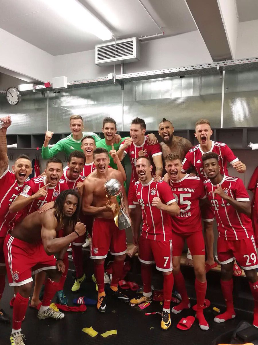 Supercup winner 2017: <a href="/FCBayern/">FC Bayern München</a> 😀💪 #BVBFCB #esmuellert #fcbayern #MiaSanMia #fcb #supercup2017