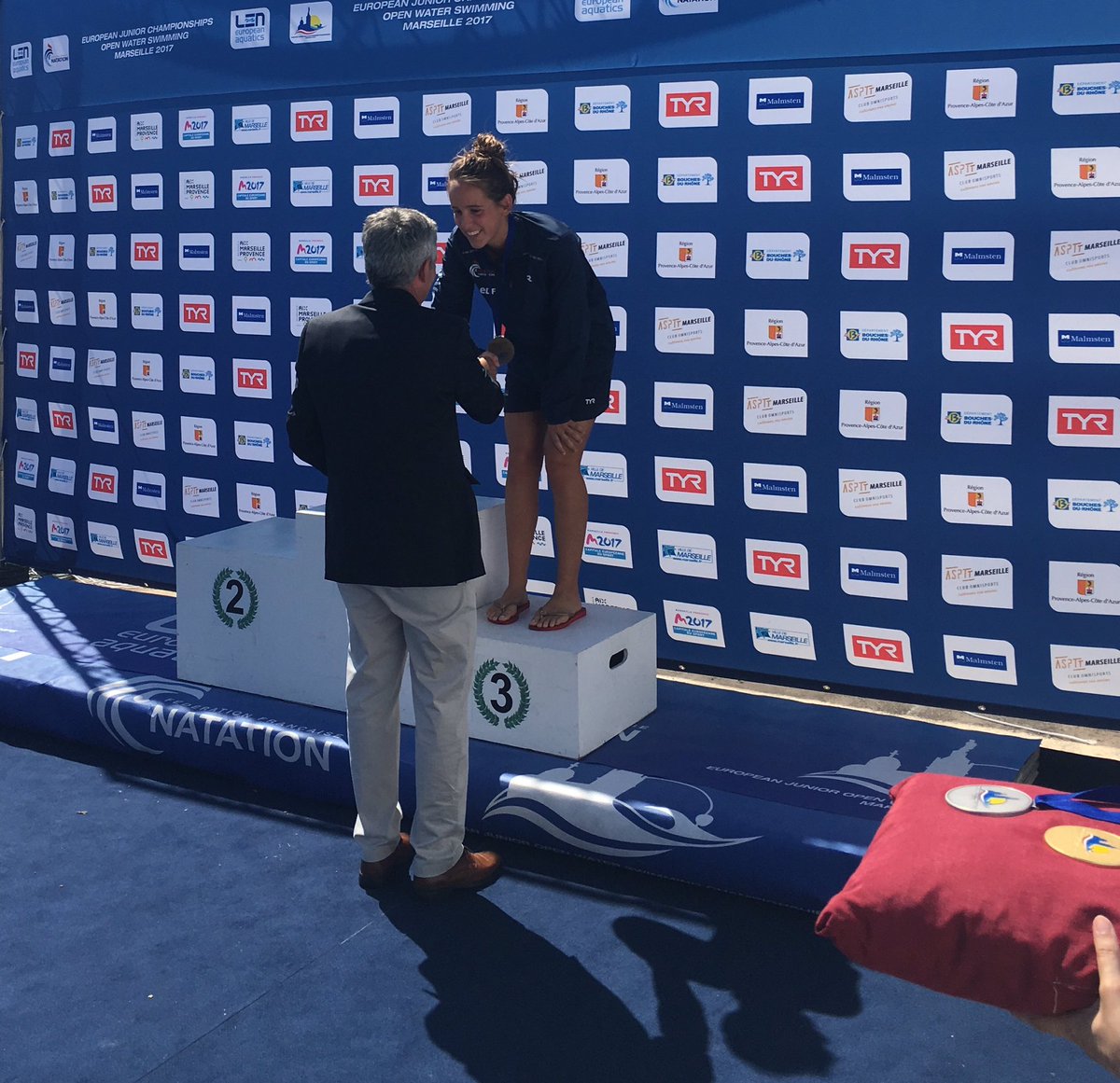 gsezionale's tweet photo. Nouvelle médaille aujourd'hui avec la très belle 3ème place de Lisa Pou aux championnats d'Europe Juniors.
#Marseille #CEJ #10km #EauLibre https://t.co/lApYNofMPm