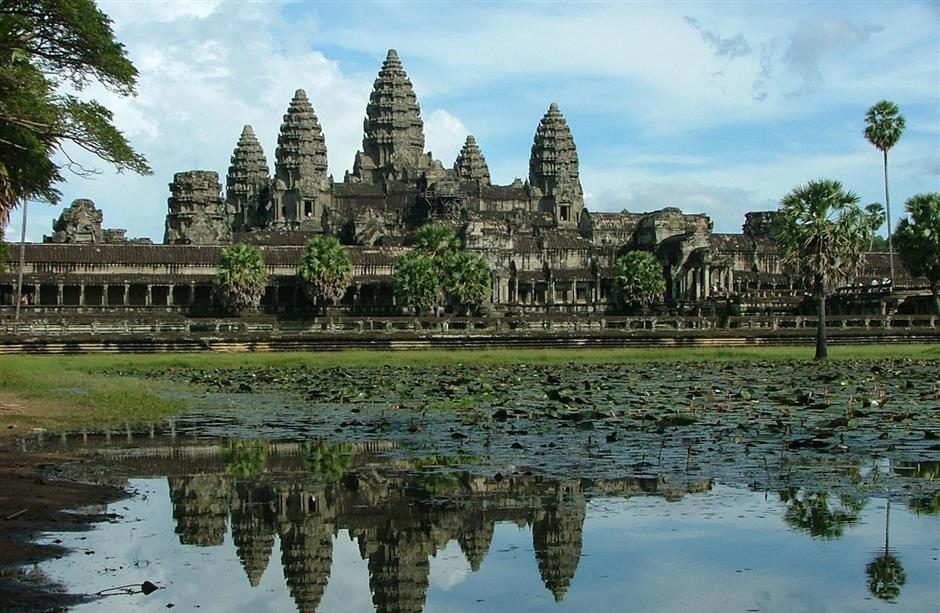 favogram's tweet photo. Top 10 Must See Landmarks In The World - https://t.co/9trvBVOgvq https://t.co/2LwtD8iDW2