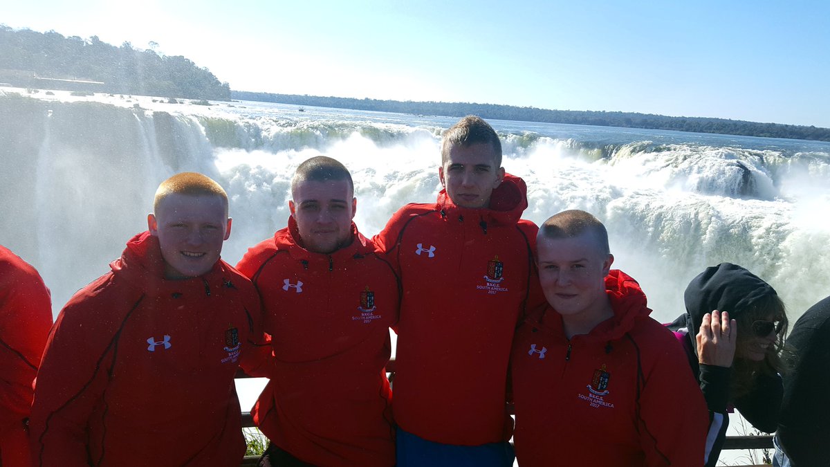 BVGSonTour's tweet photo. Iguassu Falls from Argentina #BVGSonTour @BVGS1527 @cameronwaghorn https://t.co/9zMZY0oPyV
