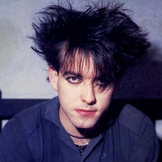 Classify English singer and musician Robert Smith (The Cure)
