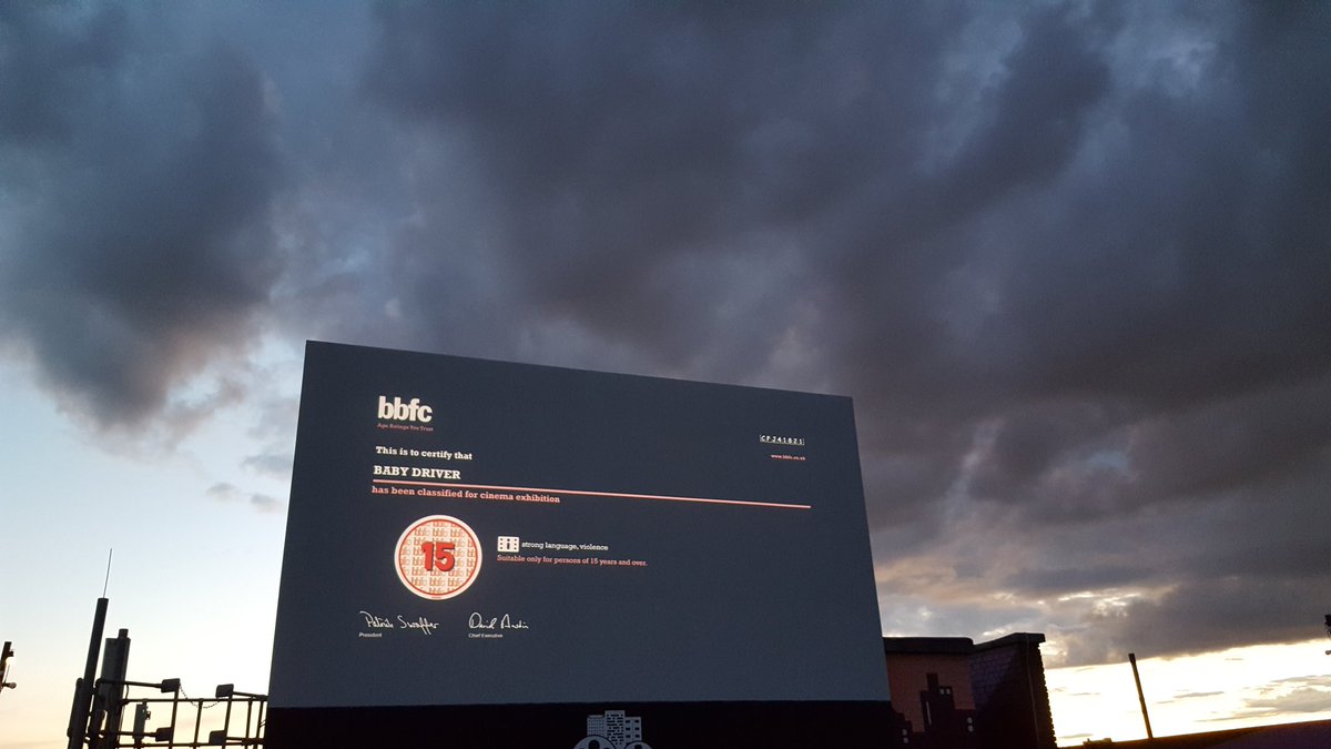 DannyBoyle127's tweet photo. Rooftop in Peckham. Perfect place to watch @edgarwright #babydriver https://t.co/qxEEMCyAmW