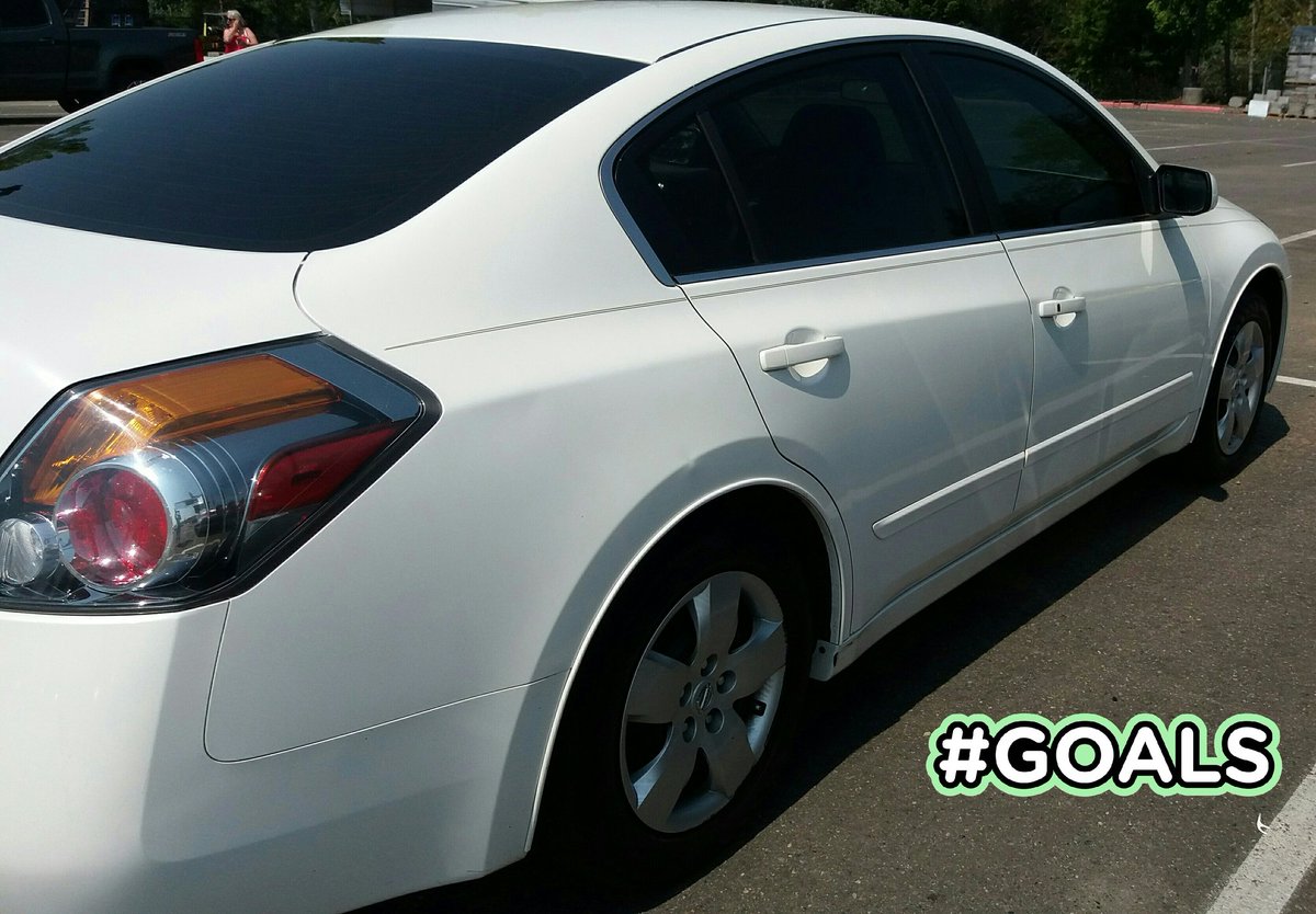 ItzLoveJones2U's tweet photo. Just bought my new car 2 days ago still have my other car. I own two, what about you? #familyride #personalride #2rides #myfuturelit https://t.co/2SBb9T7Fr6