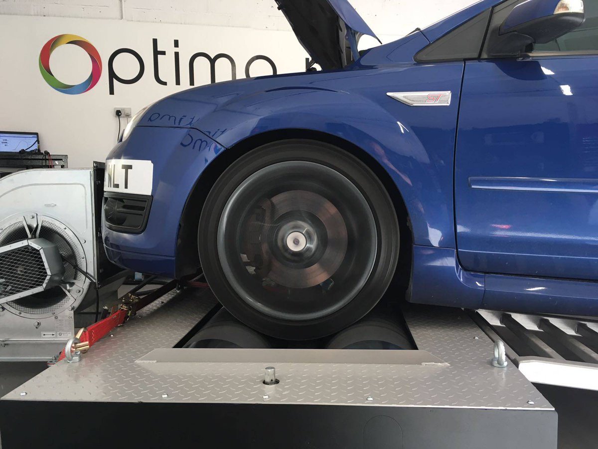 OptimaRemapping's tweet photo. Another #ford #focus #st225 in for power checks before #fordfair tomorrow. #stage2 #Optimaremapping #remap #wecustomdoyou? #oldham https://t.co/sRbElVSyZV