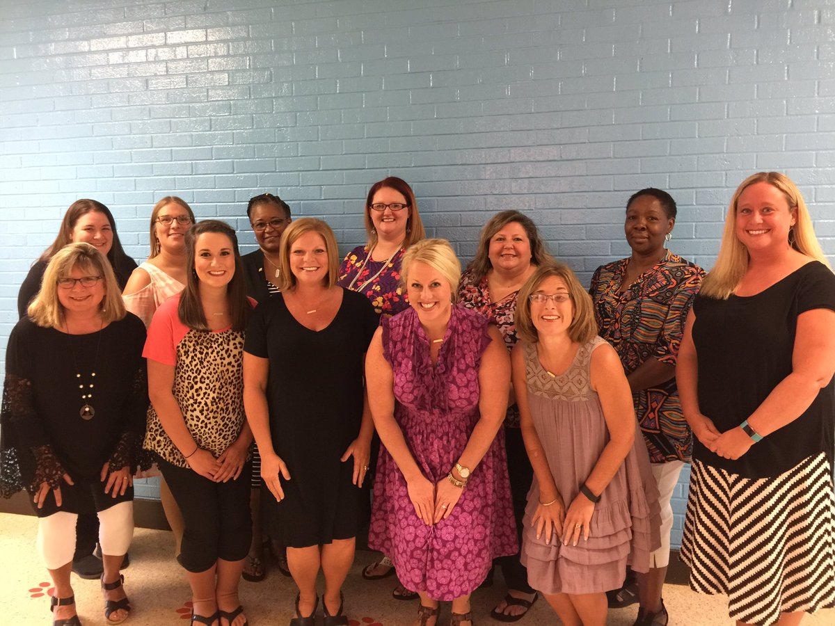 VSceals's tweet photo. Our 1st Grade Team Rocks!
#FacesOfHCS https://t.co/kxRN8sbXPF