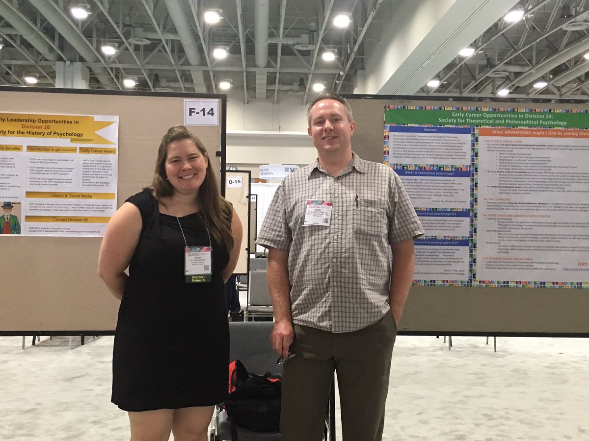 Div26HOP's tweet photo. The best of friends through talks, posters, and socials. Come meet our #Div26 and #Div24 ECPs and find out why you join us #APA2017 https://t.co/dglbLb18t2
