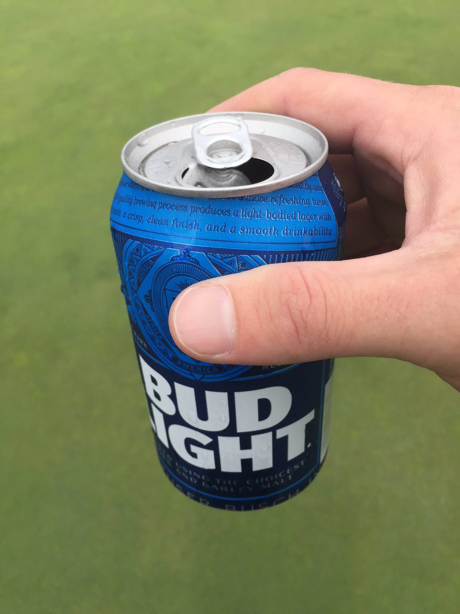 AmateurCaddy's tweet photo. Yardages may get interesting late in the round. #drunkcaddy https://t.co/B5VdP5aDcz