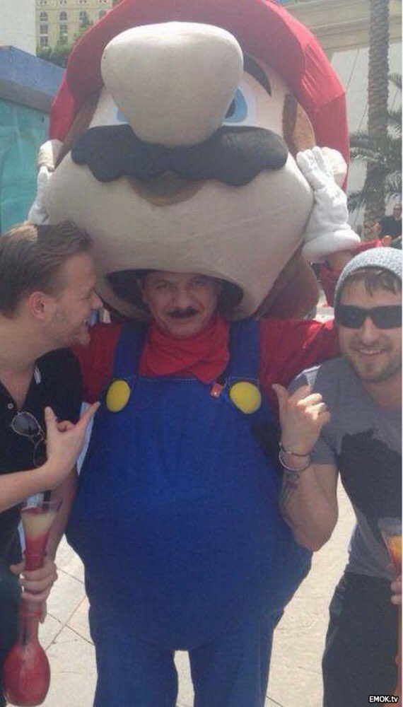 Creativmonkey1's tweet image. Quand Mario se deguise en Mario !!