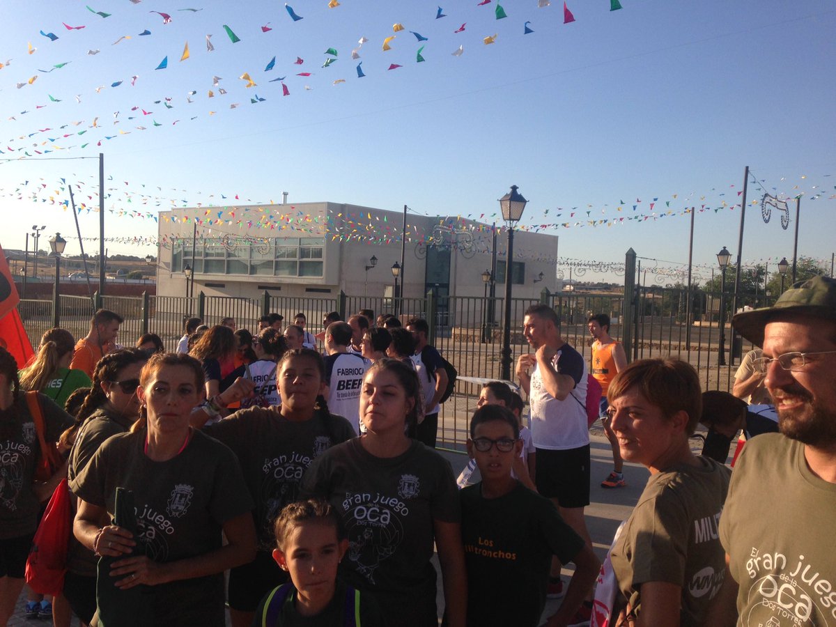 Militronchos's tweet photo. @JuegoOca Ya estamos preparados... 
#NucaDejesDeJugar https://t.co/v04Teo6DKr
