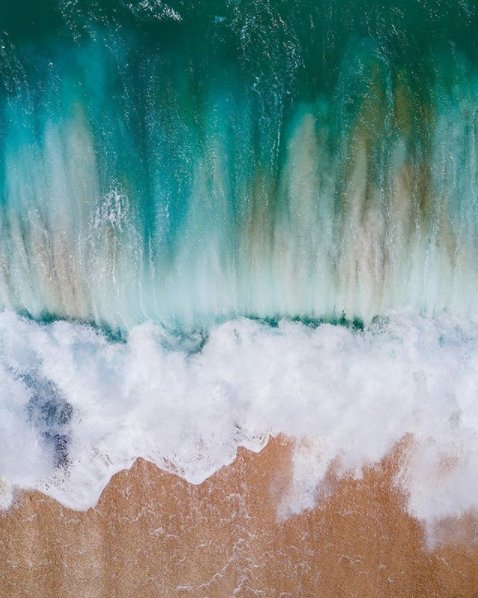 Hurley_Chile's tweet image. El momento preciso donde una ola se transforma en arte. #HurleyAction