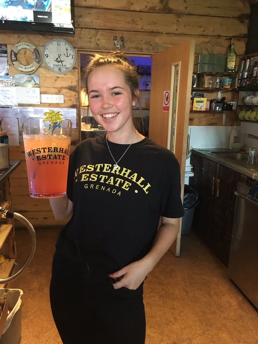 CocoLatino19's tweet photo. @WesterhallRumUK pink 'n' stormy going out by our lovely Abigail...lovely evening for it! #RumNo.3 #cocolatino #westerhall #pinknstormy https://t.co/DWBkPHYEOx