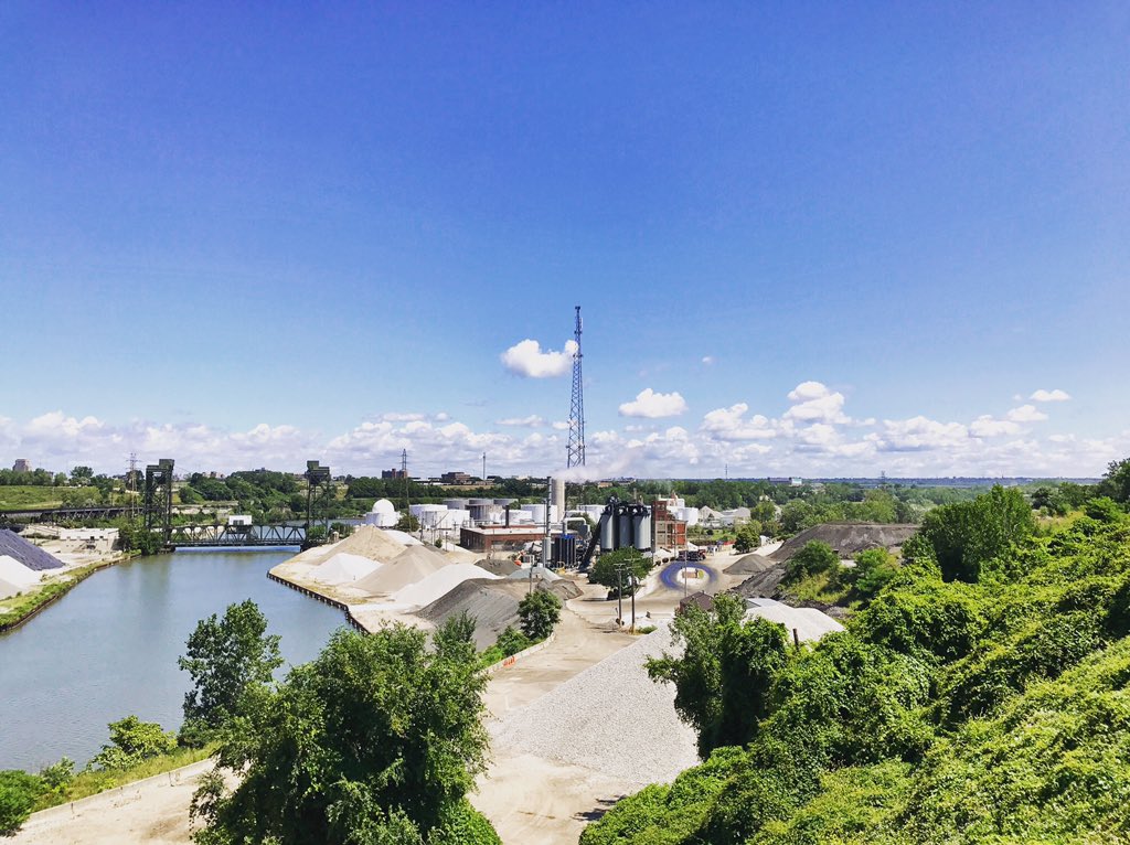 Nature, industry, and then some.
🚲 #est1917 #ThisisCLE