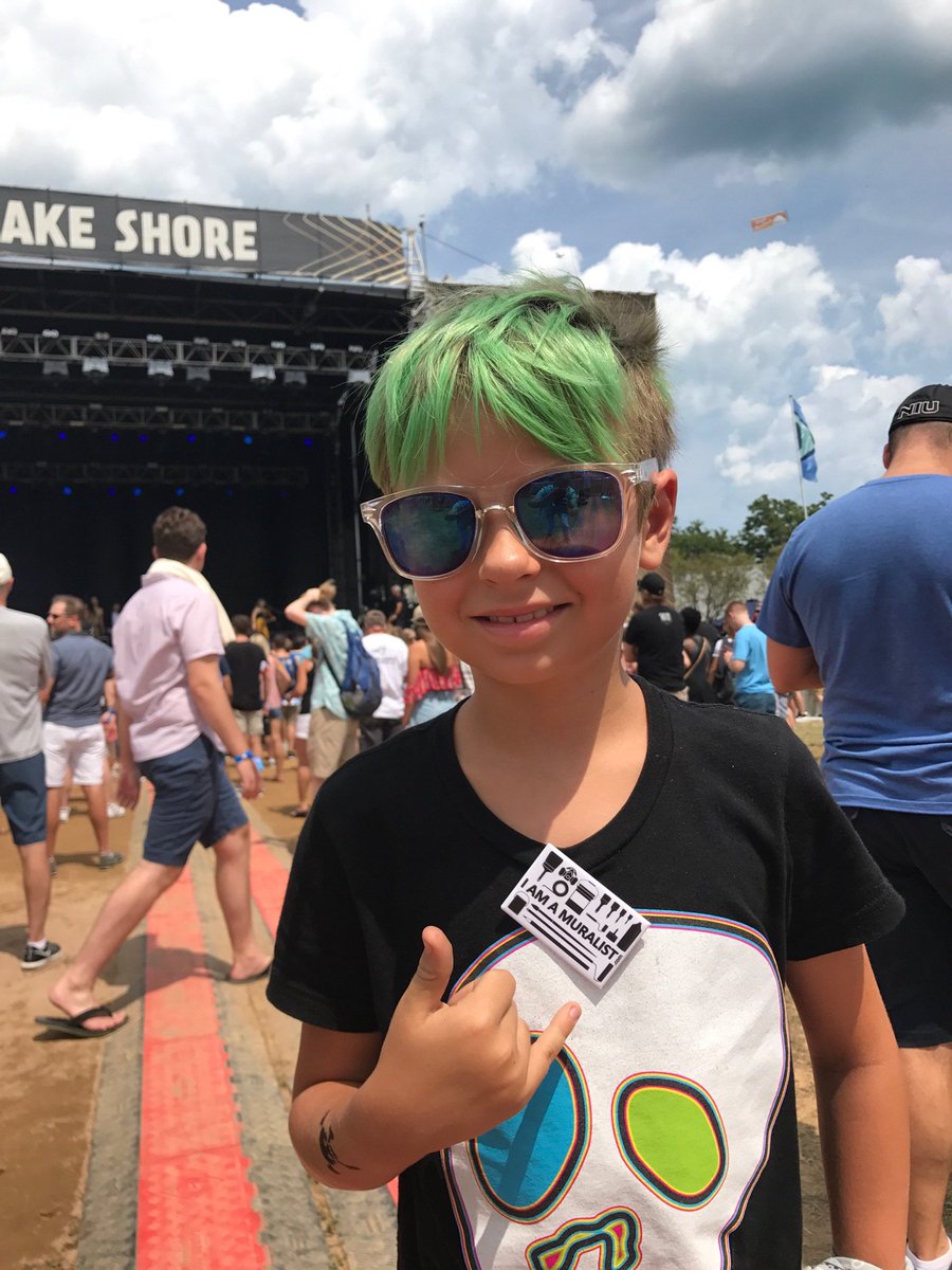 RealDashAllDay's tweet photo. #Lollapalooza is awesome! https://t.co/vRSUk6zotl
