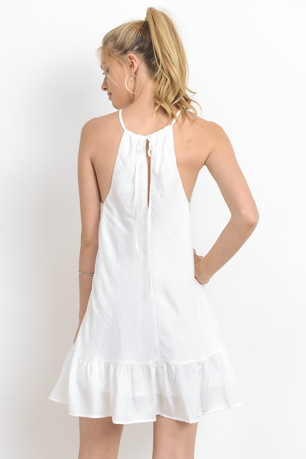 Thread_Babe's tweet image. Pretty in white. Crossover halter dress. Perfect for Summer in Miami. #threadstyle #summerinmiami #threadsboutiquemiami #lookhot