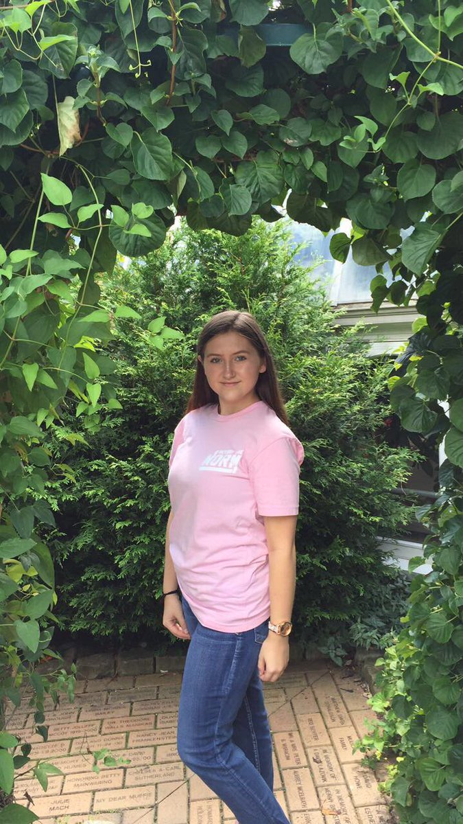 mslciara's tweet photo. reppin @SamGolbach's new merch #beyondthenorm 👏🏻 https://t.co/x6OJnip6AT
