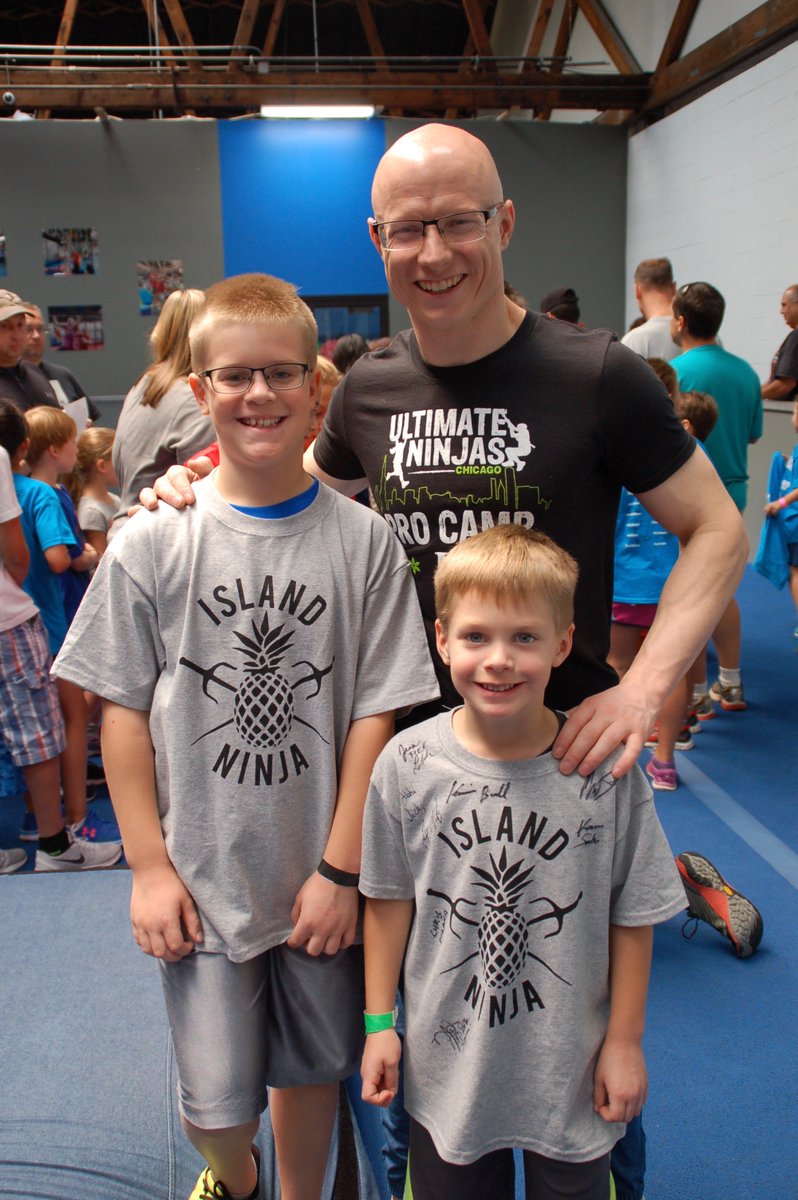 mmsteach2's tweet photo. @kevin_the_bull My boys were so excited to meet you today! #ninjasintraining https://t.co/uQ8QN6OqIQ