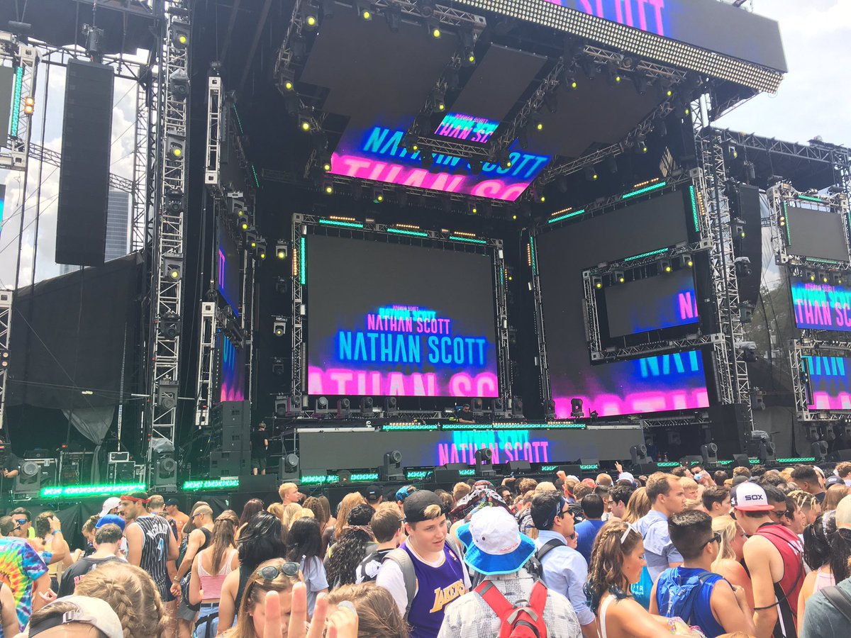 modest crowd as the kids were still recovering from ln's roll, but Chi. DJ nathan scott had good energy going for noon set at perry's #lolla