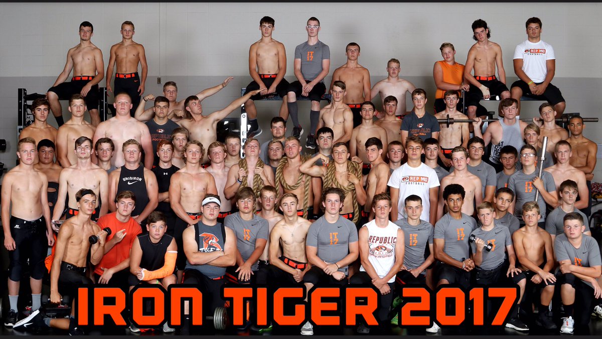 repmofootball's tweet photo. #Battletested https://t.co/mZ9c1wta9O
