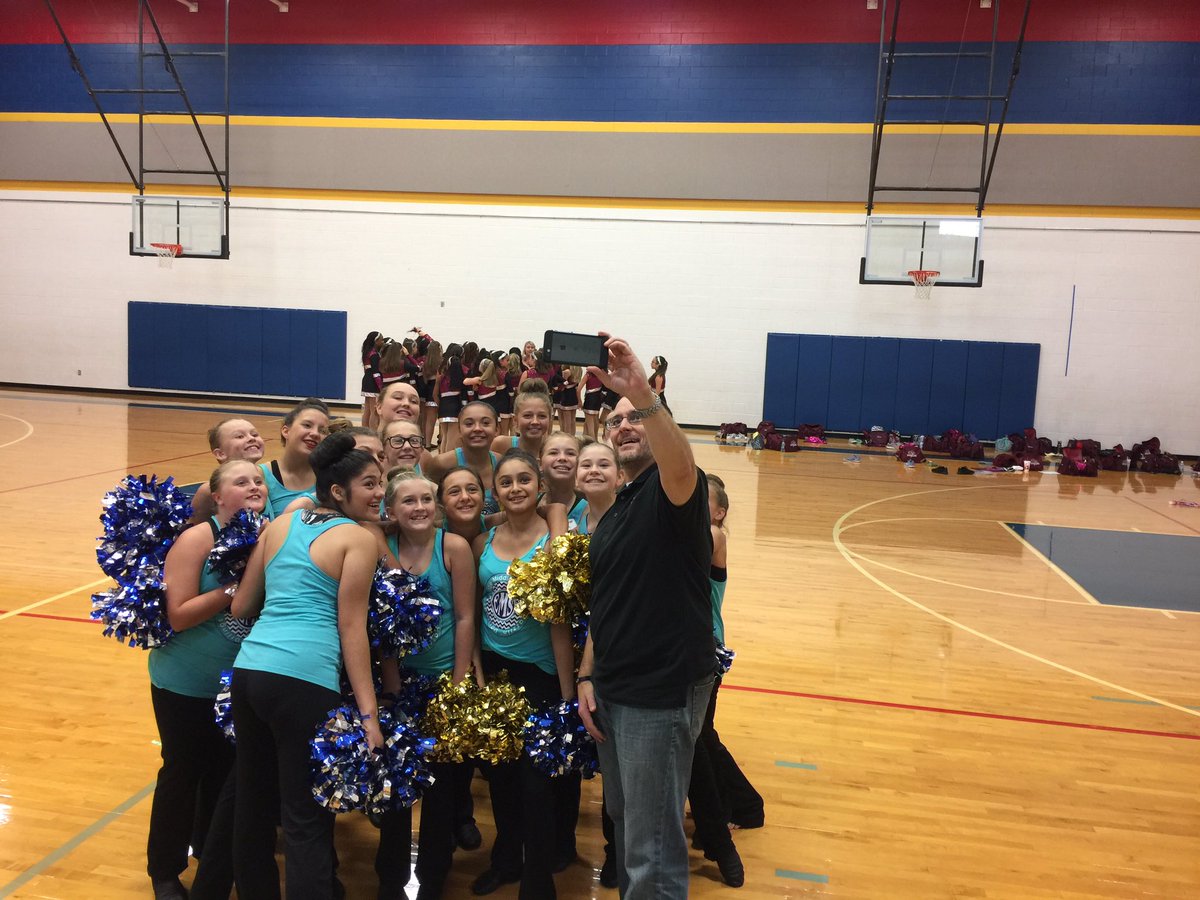 Aliciasyoung's tweet photo. S/O to @EMSBraves Principal, Mr Girardi for supporting the Darlings in their camp show offs! #heisBLUE @communityisd #experiencetheblue https://t.co/6l0K799PrY