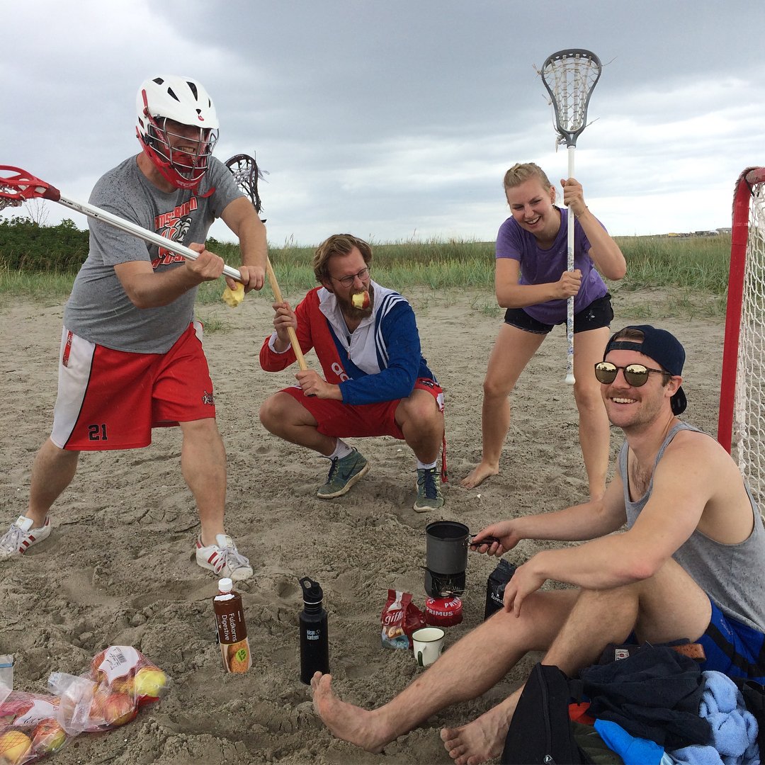 DanishLacrosse's tweet photo. We don't take kindly to Swedes...🇸🇪
@SwedenLacrosse 
#fightingpastries #danishlacrosse https://t.co/VVdK07Rvfc