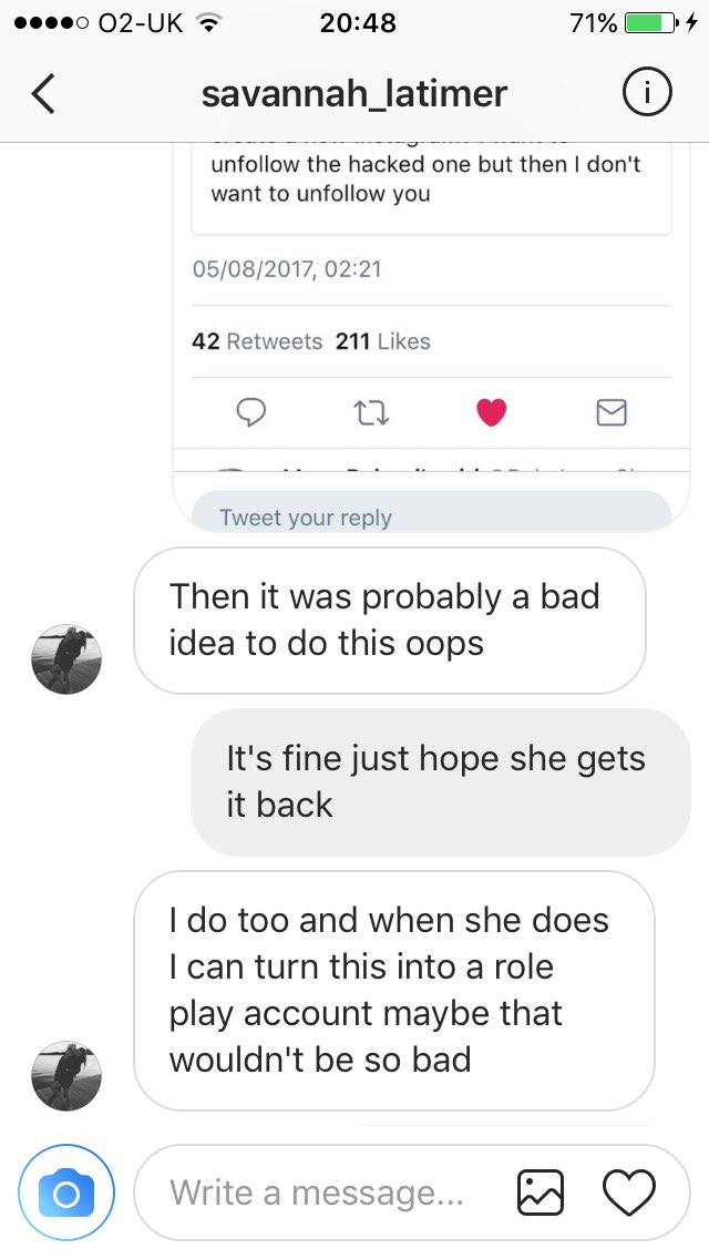 Courtandvanni's tweet photo. @Vanni_latimer27 I've been talking to the account who has your username says there not the hacker https://t.co/QfA2UugOXQ