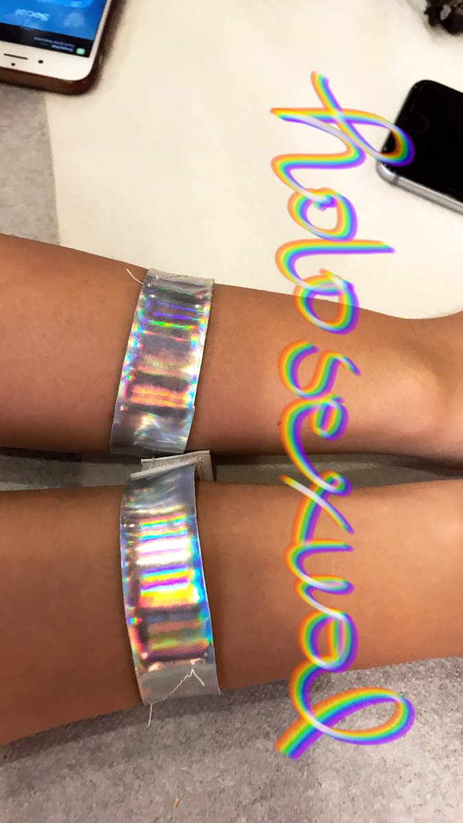 CaptainThirteen's tweet photo. @nailogical @ZombieSoupLab Also bracelets  of the https://t.co/pxO2YkBkQD event were holo 💿💿💿💿 https://t.co/t2naE3GkiE