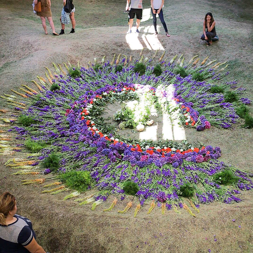 In the spirit of joy &amp; inspiration, <a href="/lilyscoutk/">Lily Scout Kwong</a> is donating #MaisonStGermain florals to The 14th Factory, a non-profit artist collective.