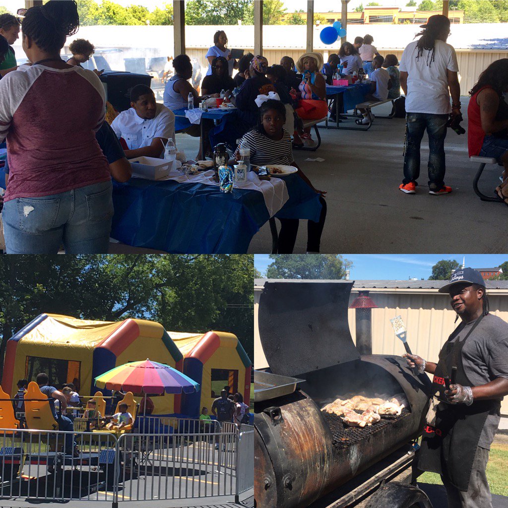 NashvilleCLC's tweet photo. We're having a blast at @1235Atu's Union Picnic! #UnionFun #1u https://t.co/w41rFUucTF