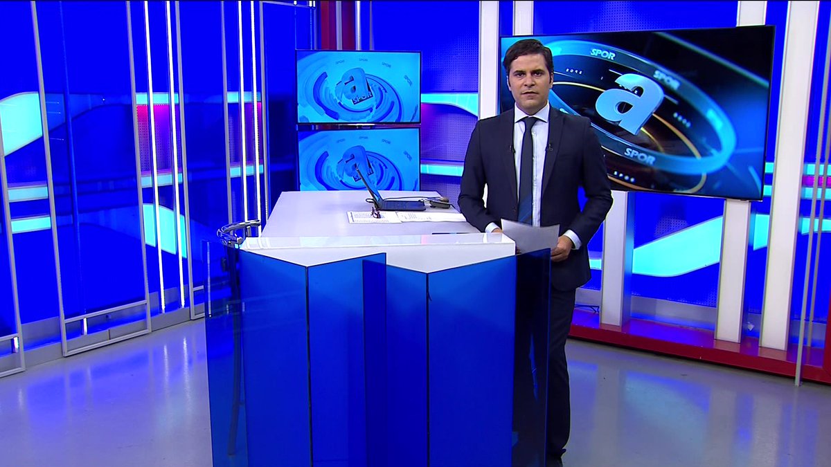 #SonSayfa, <a href="/MustafaGoksuX/">Mustafa Göksu</a>'in sunumuyla başlıyor... ow.ly/ok8p30ebZTQ