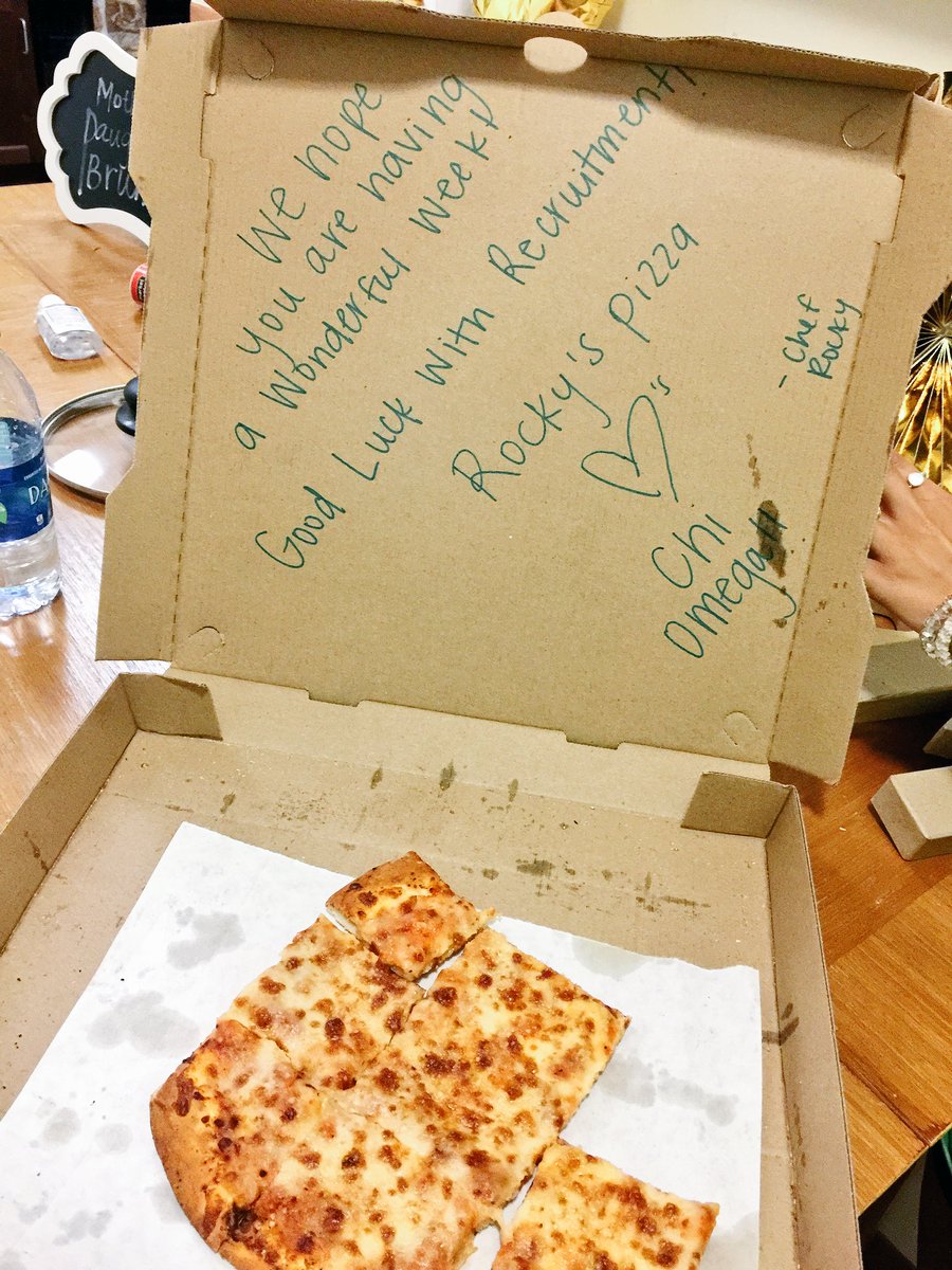 ΧΩ 💗's rocky's pizza!! Thank you guys for the support!!!🔆