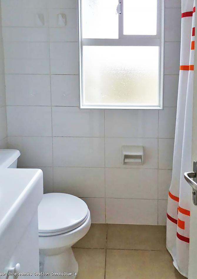 Verdesur_Prop's tweet photo. #Arriendo
(UF13) Amplia y cómoda #casa en residencial sector, con 3 piezas y 2 baños: https://t.co/KjLQ1Aho0g. @valdivianas @publi_arriendos https://t.co/Ivwa4Y1JcF