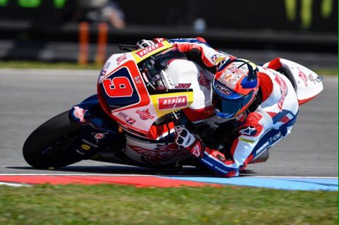 GGruttola's tweet photo. Oggi un ottima qualifica P5. Bravo Jorge!! @Jorge_Navarro9 @federaloil @GresiniRacing https://t.co/gjz5qHXIsm