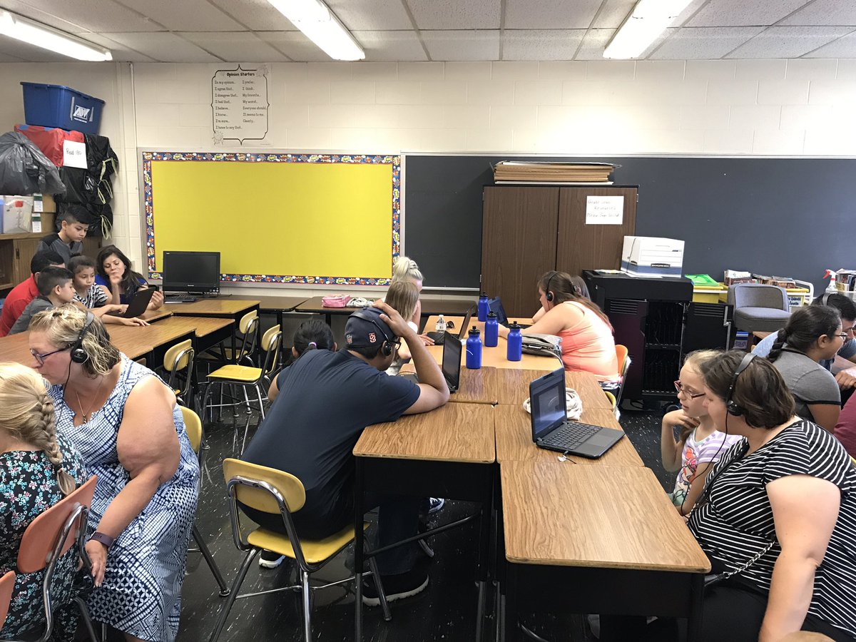 jmteach2's tweet photo. Another successful summer school! Thanks to all the amazing teachers and parents! @ISD109 @MsZemaitis @nkavustuk #isd109 https://t.co/TtVR4e5MiD