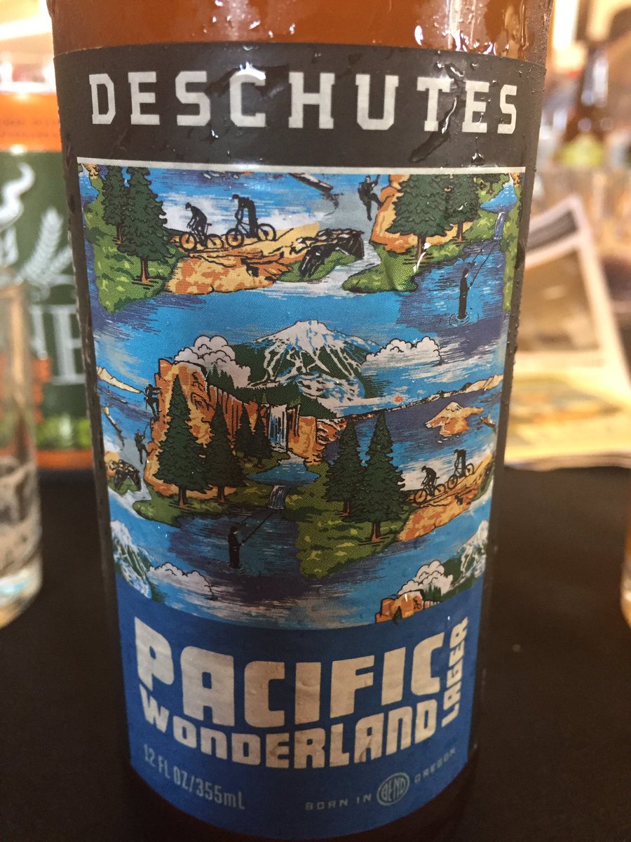 2Beerguys's tweet photo. Always love the live beer blogging #bbc17 @beerbloggers #PacWow #craftbeer https://t.co/zE3worUX3B
