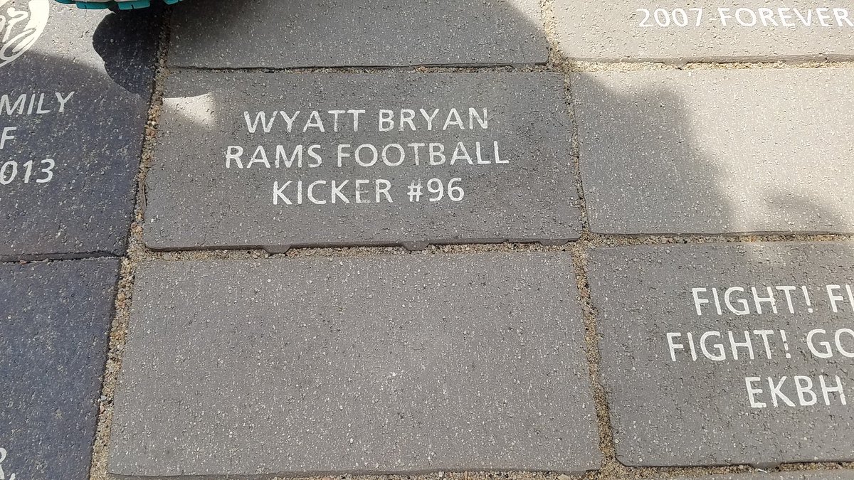 GreenAaker's tweet photo. Apparently @CSUFootball kickers/punters love bricks! Spotted leg legend after leg legend! https://t.co/JZh9hcaX0i
