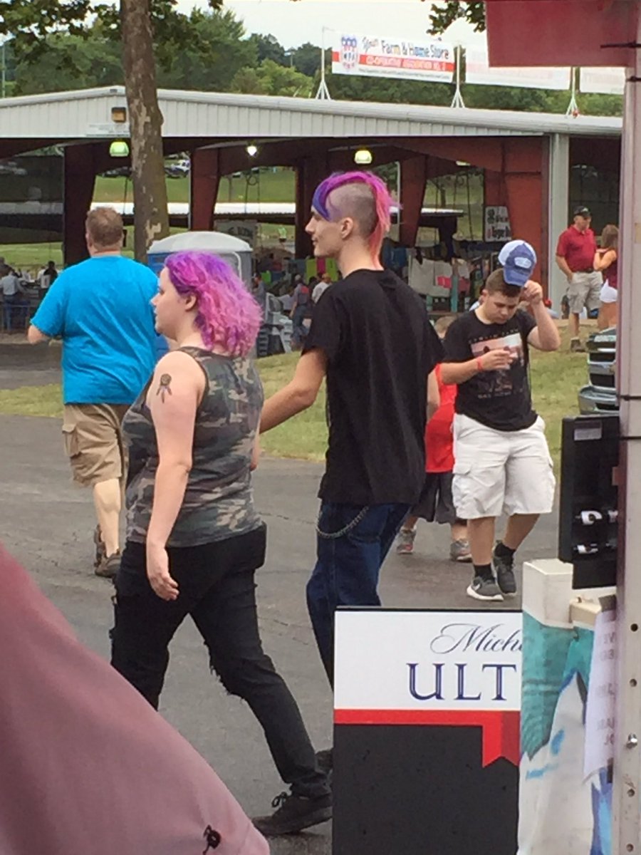 b_s_hanneken's tweet image. @FairFinds match made in heaven.