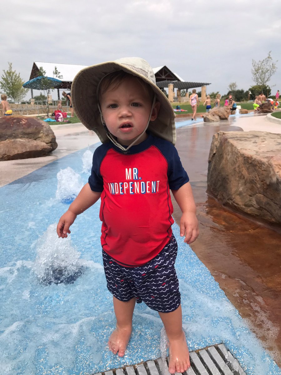 TheoReactionss's tweet image. What are you looking at? #LeaveMeAlone #BabyVibes