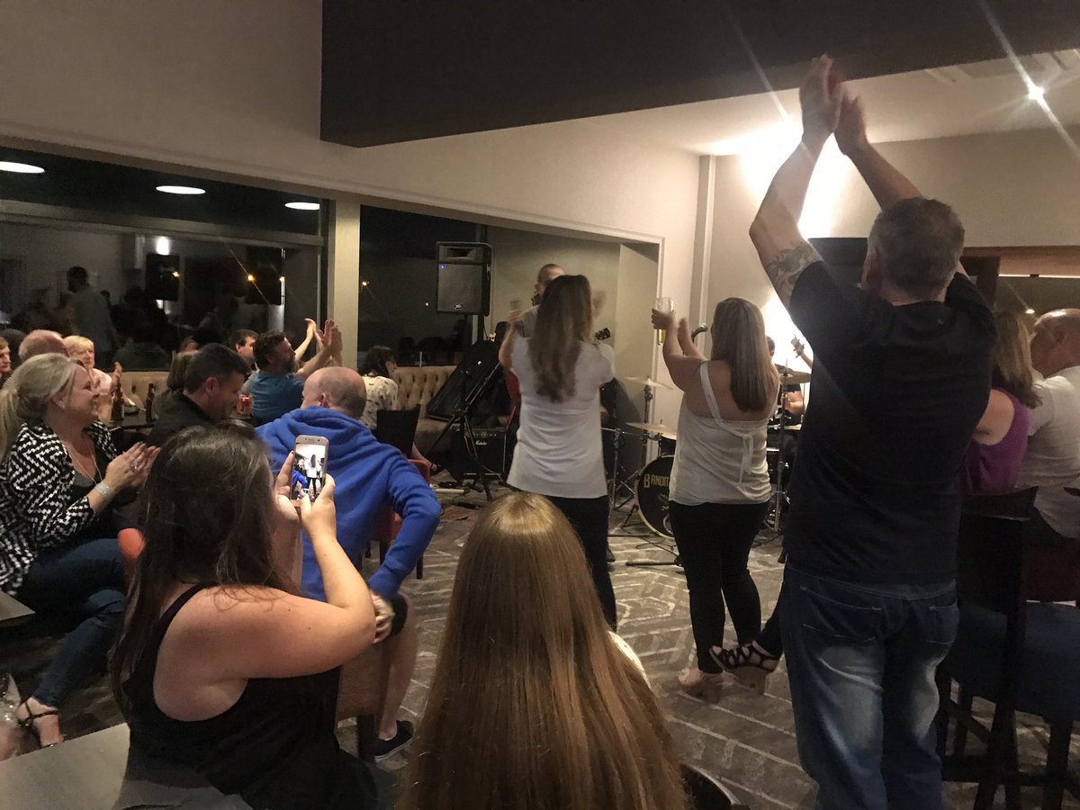 ruskinsthelens's tweet image. Wow!!! @BanditandButler great evening here @ruskinsthelens supporting St. Helens autism support