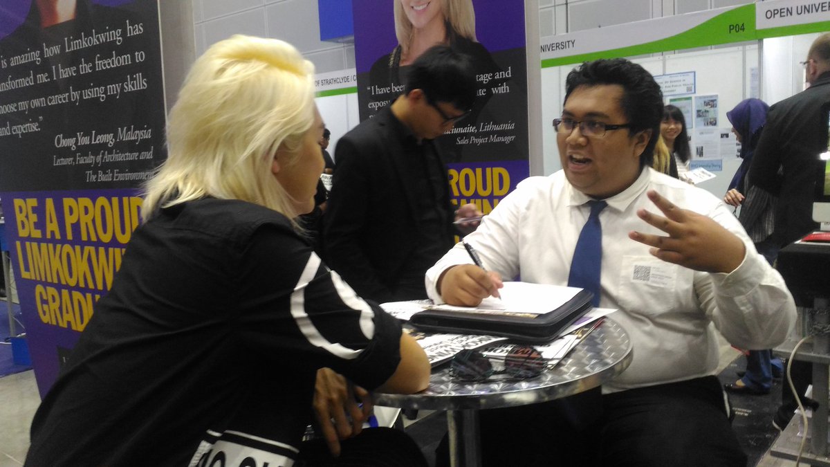 Limkokwing_MY's tweet image. Missed the fair yesterday? Drop your worries. Be sure to catch us today at the last day of the #MegaCareers &amp;amp; #StudyFair. #KLCC #SeeYouThere