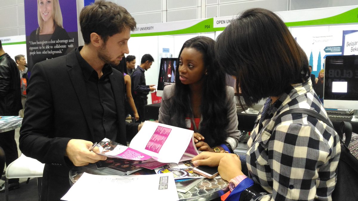 Limkokwing_MY's tweet image. Missed the fair yesterday? Drop your worries. Be sure to catch us today at the last day of the #MegaCareers &amp;amp; #StudyFair. #KLCC #SeeYouThere