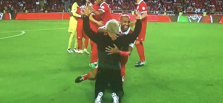 sync__swap's tweet image. Boa noite. Viva o Benfica.