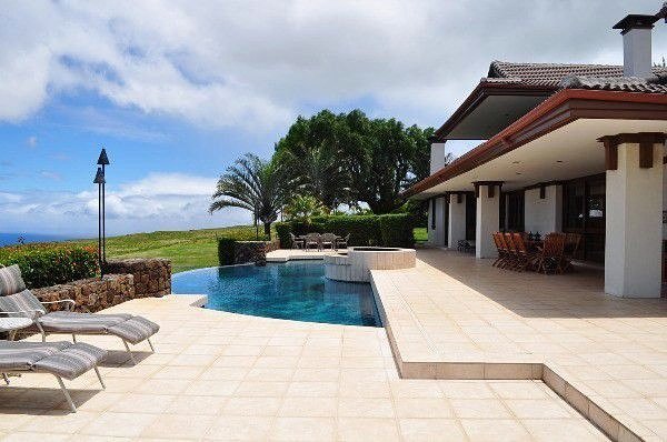 BostonRealty_'s tweet photo. When you want a vacation from Boston.. #dreamhome #luxuryhome https://t.co/d50Y583rbR