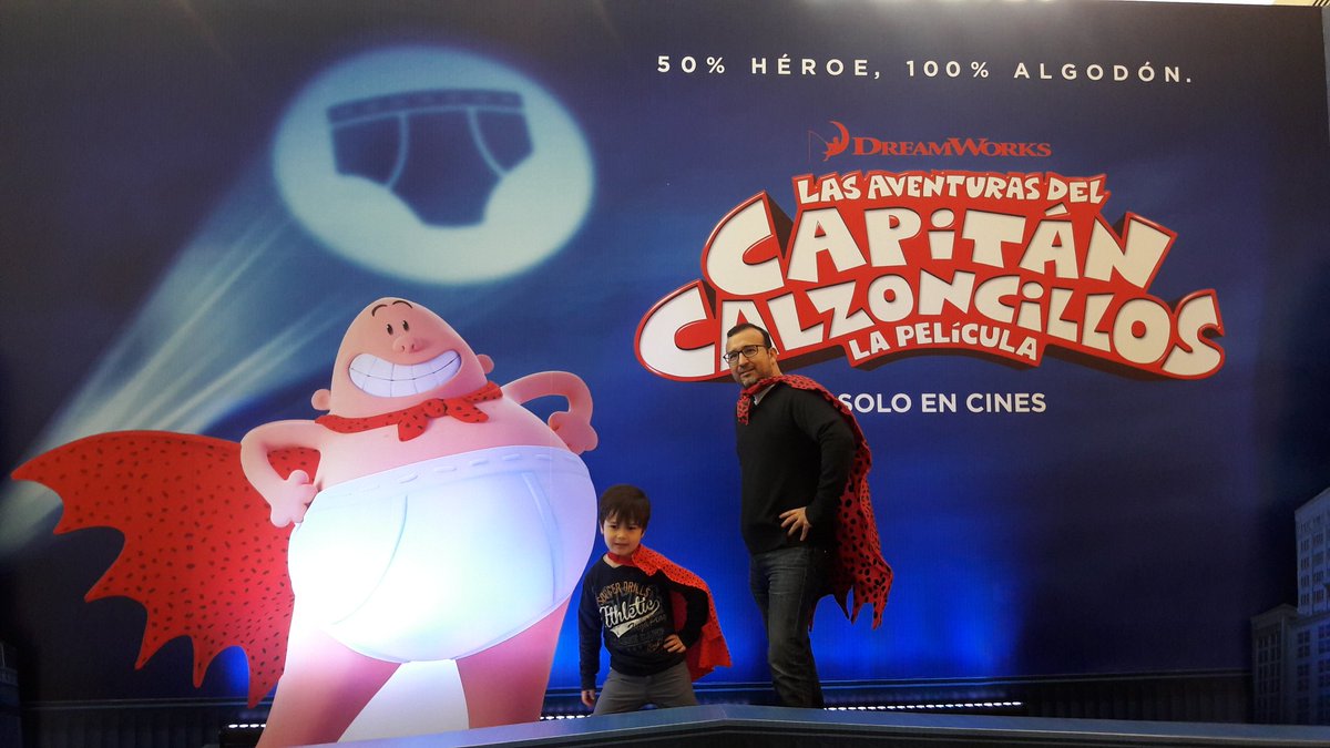 Aymamablog's tweet photo. Tra la laaa... Las aventuras del #CapitanCalzoncillos harán que te rías de principio a fin! 😂 ¡Gracias @FoxFilmsPeru por la invitación! https://t.co/iMPxCzzWW1