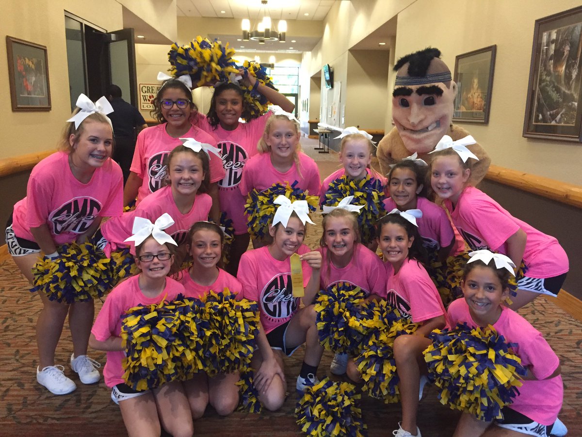 MsDeroy's tweet photo. Way to go EMS cheerleaders on two gold ribbons for your sideline and cheer evaluations!!@EMSBraves @communityisd https://t.co/bwd0oXBf9d
