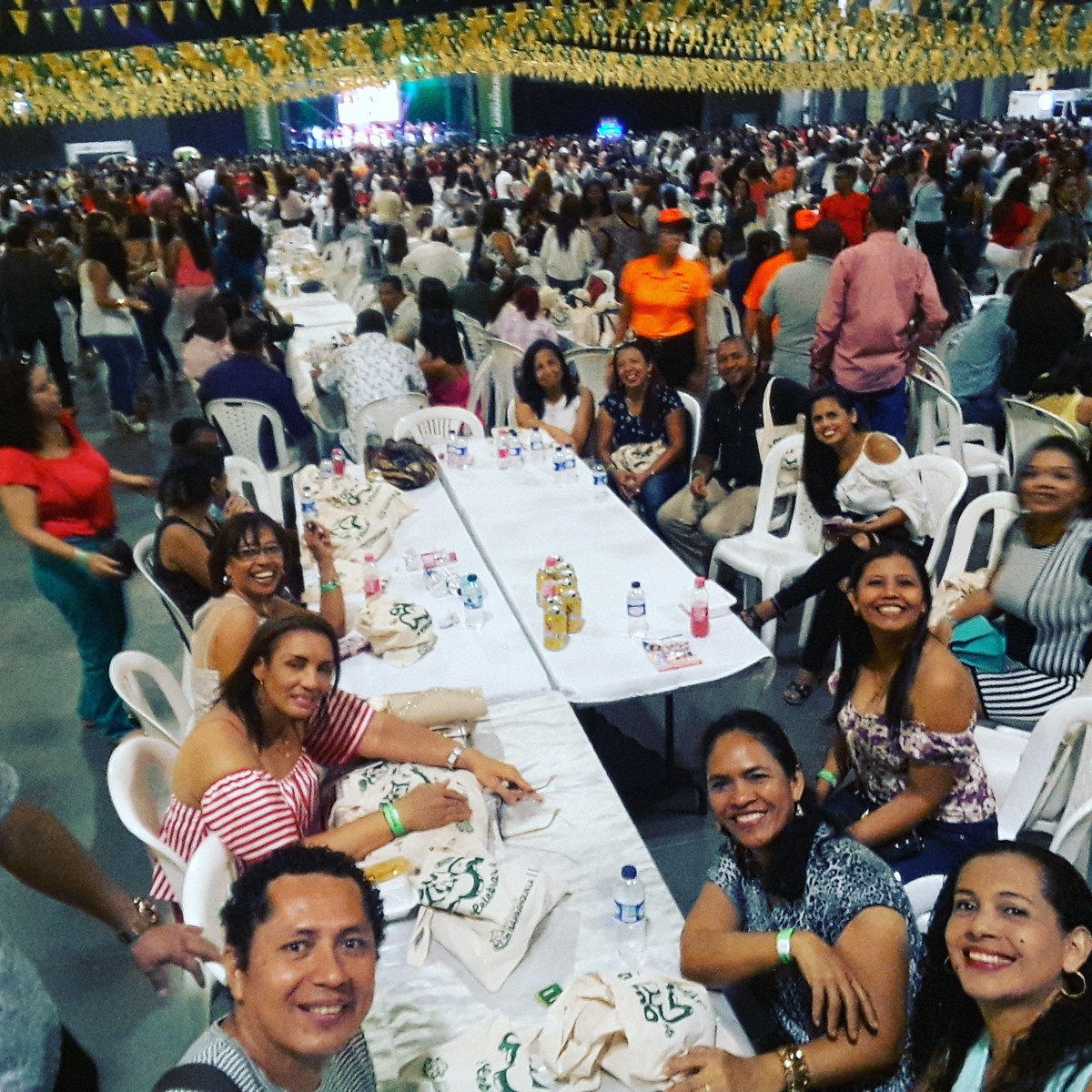 OSVALDOARIZA's tweet photo. #QueNotaSerProfe https://t.co/IDZoIR26Kt